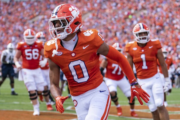 No. 25 Clemson QB Klubnik bounce back to roll past FCS foe